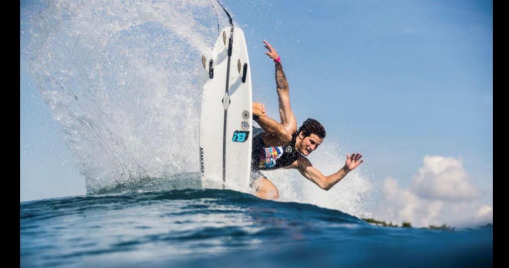 Kalani David, quien fuera campeón mundial de surf, falleció el 17 de setiembre pasado. Foto: Tomada de Instagram