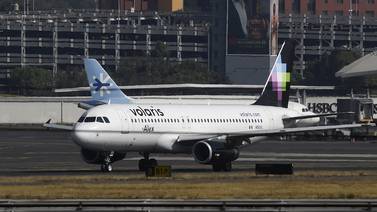 Avión aborta aterrizaje para evitar chocar con otra aeronave en México