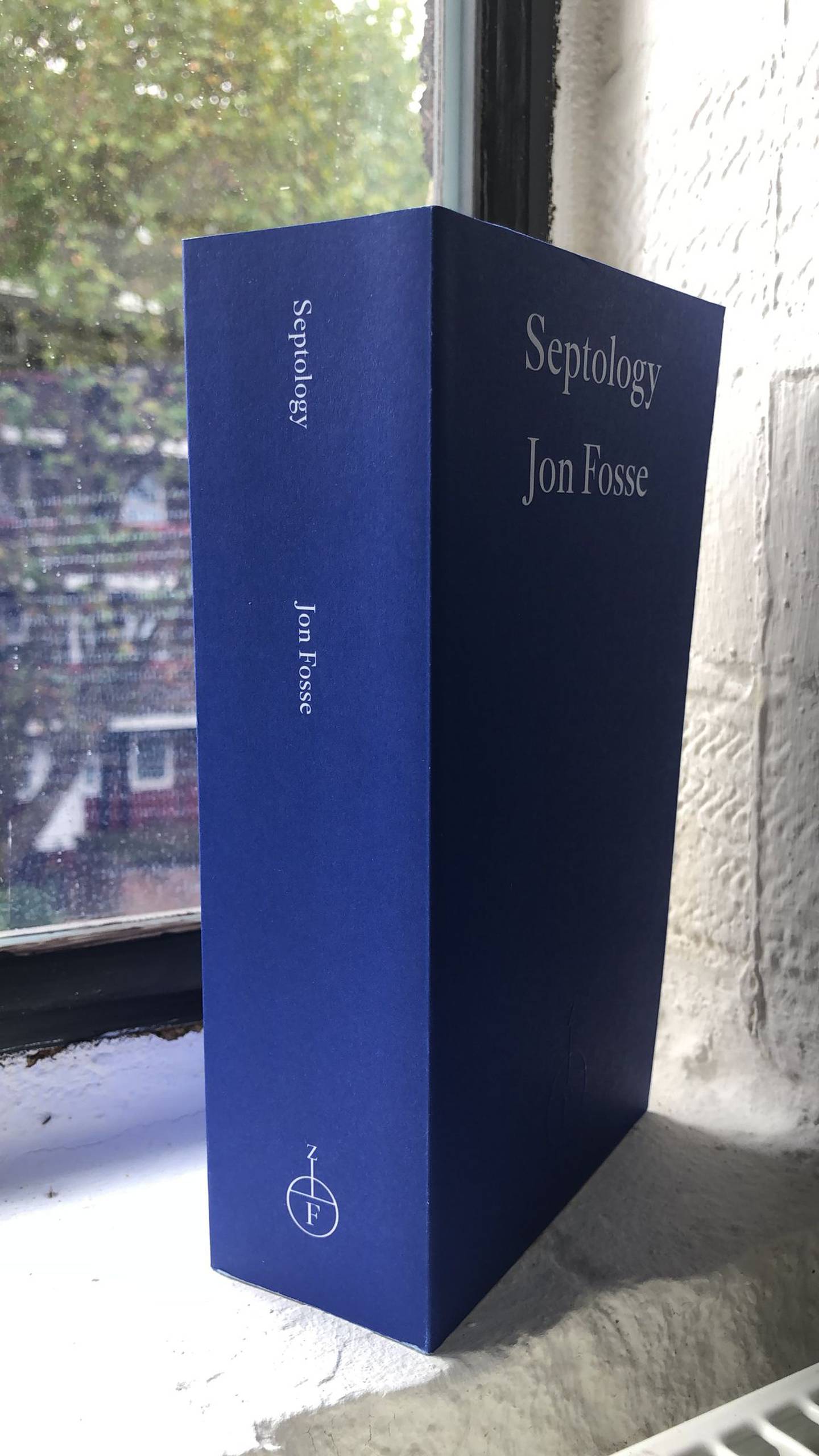 'Septology' es una obra colosal. En esta edición aparecen sus tres tomos compilados. Foto: Amazon
