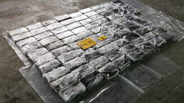 Transportista cae en Peñas Blancas con 100 kilos de cocaína oculta entre carga de chatarra