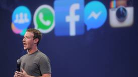 Mark Zuckerberg anuncia dron que dará acceso a Internet en zonas lejanas