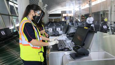 Operadores turísticos piden admitir uso de pólizas de viaje extranjeras con cobertura covid-19 