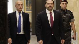 Primer ministro libanés retira su renuncia, un mes después de anunciarla