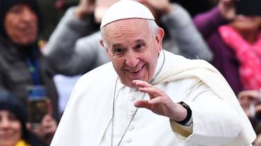El Papa Francisco entra al mundo de los NFT de la mano de Maradona y otros futbolistas, ¿qué precio tendrán?