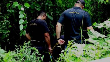 Hombre de 28 años aparece maniatado en zona boscosa