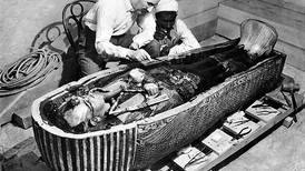 A un siglo de la tumba de Tutankamón, los egipcios reclaman protagonismo en la Historia