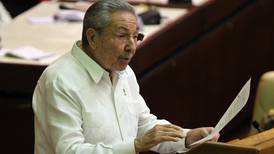 Parlamento de Cuba retrasa la elección del sucesor de Raúl Castro