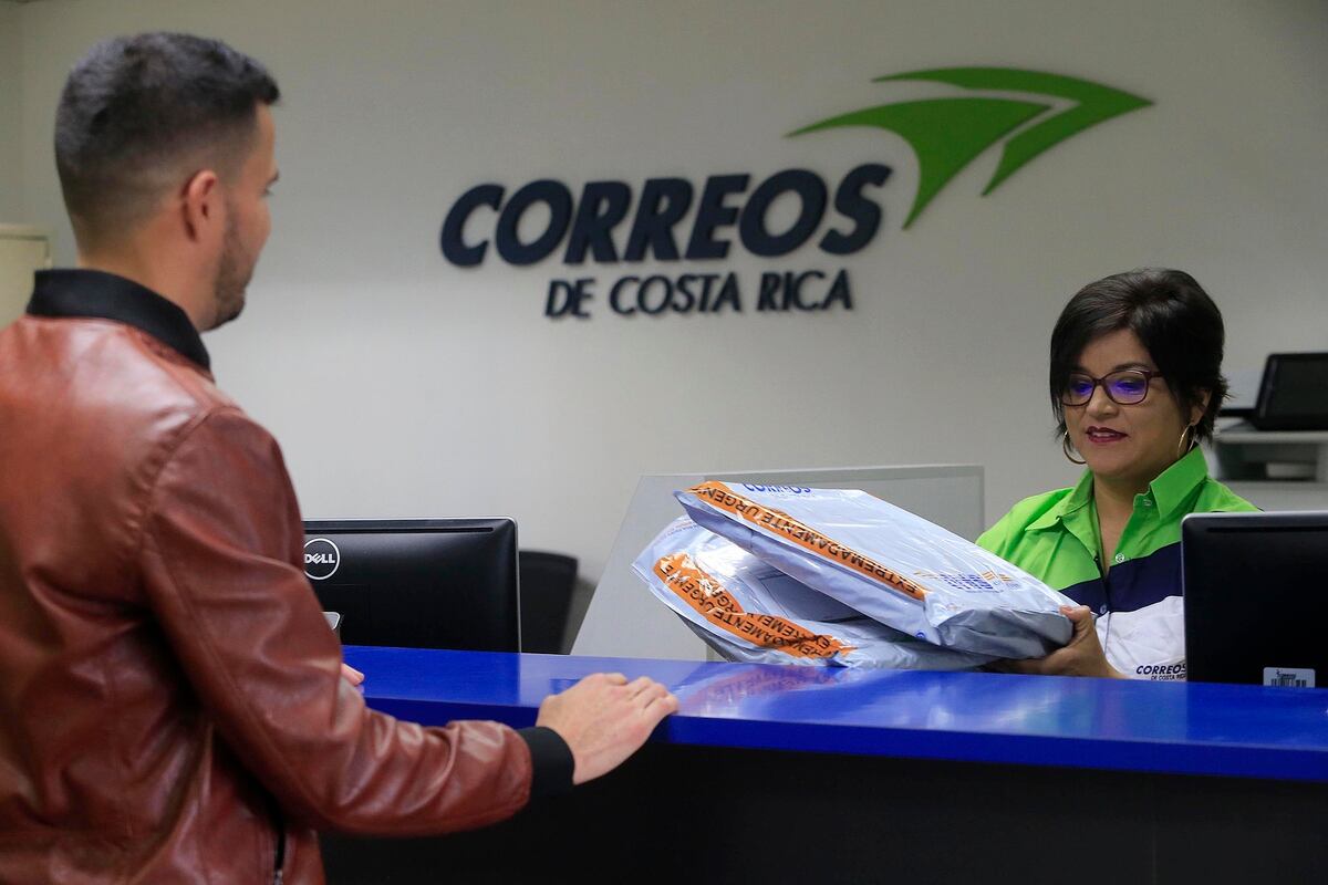 Actualización de sistema informático afecta servicio de paquetería en Correos de Costa Rica - La Nación Costa Rica