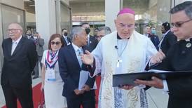 Obispo a Rodrigo Chaves y su gabinete: ‘Líbralos Padre santo de todo tipo de corrupción’