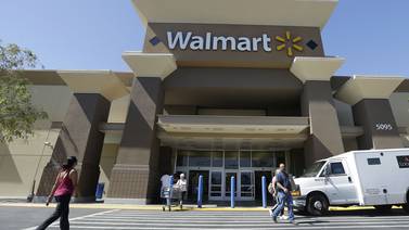 Wal-Mart aumentará sueldos a casi 40% de sus empleados en Estados Unidos 
