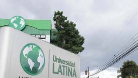 Universidad Latina ofrece 100 becas para estudiantes
