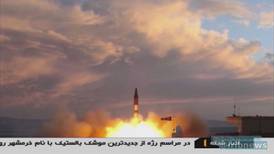 Irán anuncia prueba exitosa de cohete de 2.000 kilómetros  de alcance