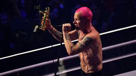 Flea, de Red Hot Chili Peppers apoya a la Sele: ‘Vamos a golpear algunos traseros en la Copa del Mundo’