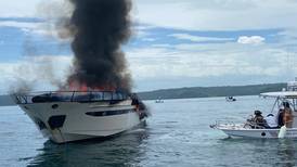 Yate se incendió en Nacascolo, Liberia