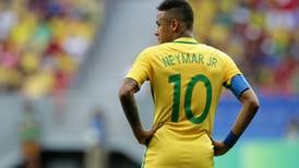 Tormenta rodea al Brasil de Neymar