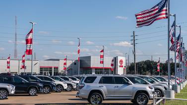 Fabricantes de autos de Estados Unidos reportaron menores ventas trimestrales