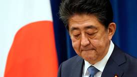 Primer ministro de Japón, Shinzo Abe, dimite por problemas de salud