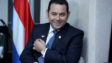 Congreso de Guatemala forma comisión para estudiar quitar fueros a presidente