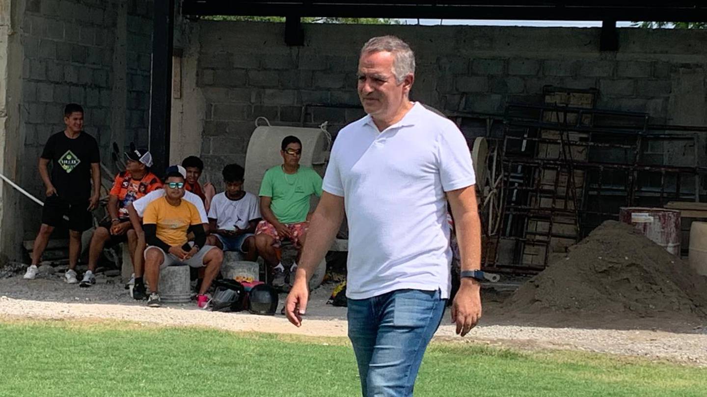 El presidente de Liga Deportiva Alajuelense, Joseph Joseph, conoció el Centro de Alto Rendimiento de Puntarenas FC.