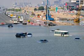 Inundaciones históricas en Dubái: Impactantes imágenes de las fuertes lluvias