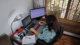 Tres de cada 10 teletrabajadores costeó ampliación de Internet en su casa para poder laborar