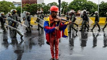 El violinista de Venezuela no podrá asistir a protestas contra el gobierno