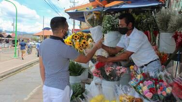 Floricultores guardan la esperanza de incrementar sus ventas por el Día de la Madre