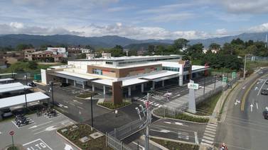 Auto Mercado estrena local en Guayabos de Curridabat con 100 empleados