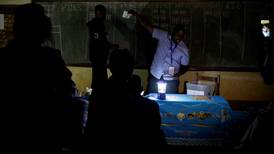 Elecciones presidenciales Camerún desatan alta abstención y violencia en zona anglófona