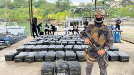 Cae multimillonario cargamento de cocaína en altamar