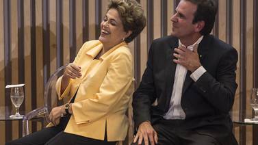 Rousseff logra victoria contra juicio político