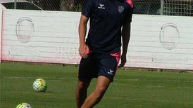 Jonathan Moya ya puede debutar en el Huesca de España