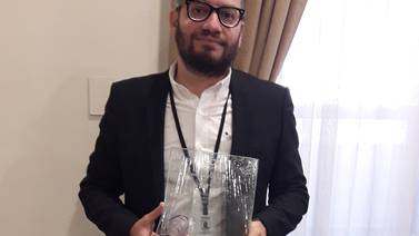 Periodistas de ‘El Financiero’ y ‘La Nación’ ganan premio de Cámara de Fondos de Inversión