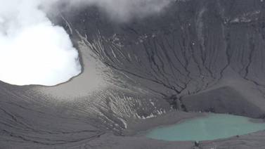 Constante actividad del volcán Turrialba dificultaría aviso de erupción más fuerte