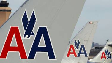 Tribunal rechaza anular acuerdos salariales de American Airlines con sindicatos
