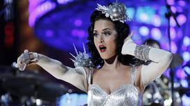 Katy Perry actuará en el medio tiempo del Super Bowl, reportan medios estadounidenses