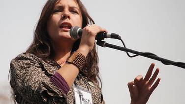 Diputada propone acabar con saludo religioso del Congreso de Chile