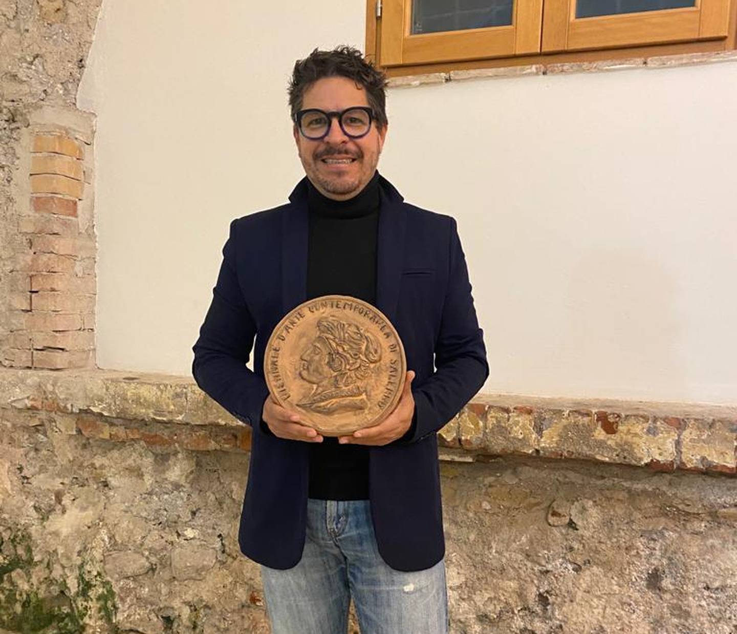El costarricense Kenneth Marín, de 48 años, obtuvo el premio en la categoría 'Neurociencia en el Arte' de la Quinta Bienal Internacional, en Salerno, Italia.
