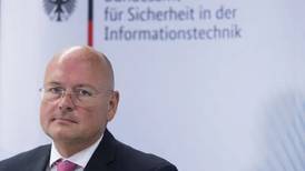 Jefe de agencia de ciberseguridad alemana es destituido por supuestos vínculos con Rusia 