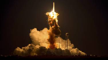 NASA mantiene su confianza en empresas privadas pese a explosión de cohete