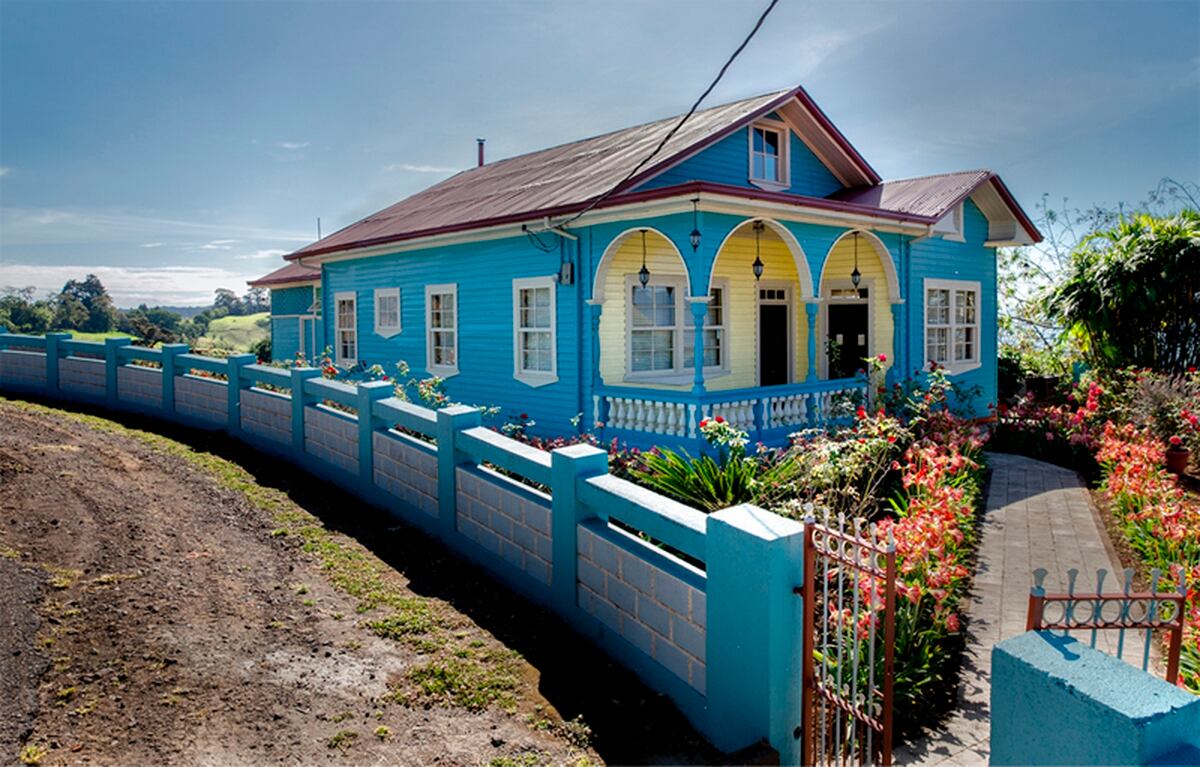 Calendario resalta la belleza arquitectónica de las casas de madera