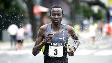 Keniano viene a romper su propio récord en Maratón San José Costa Rica