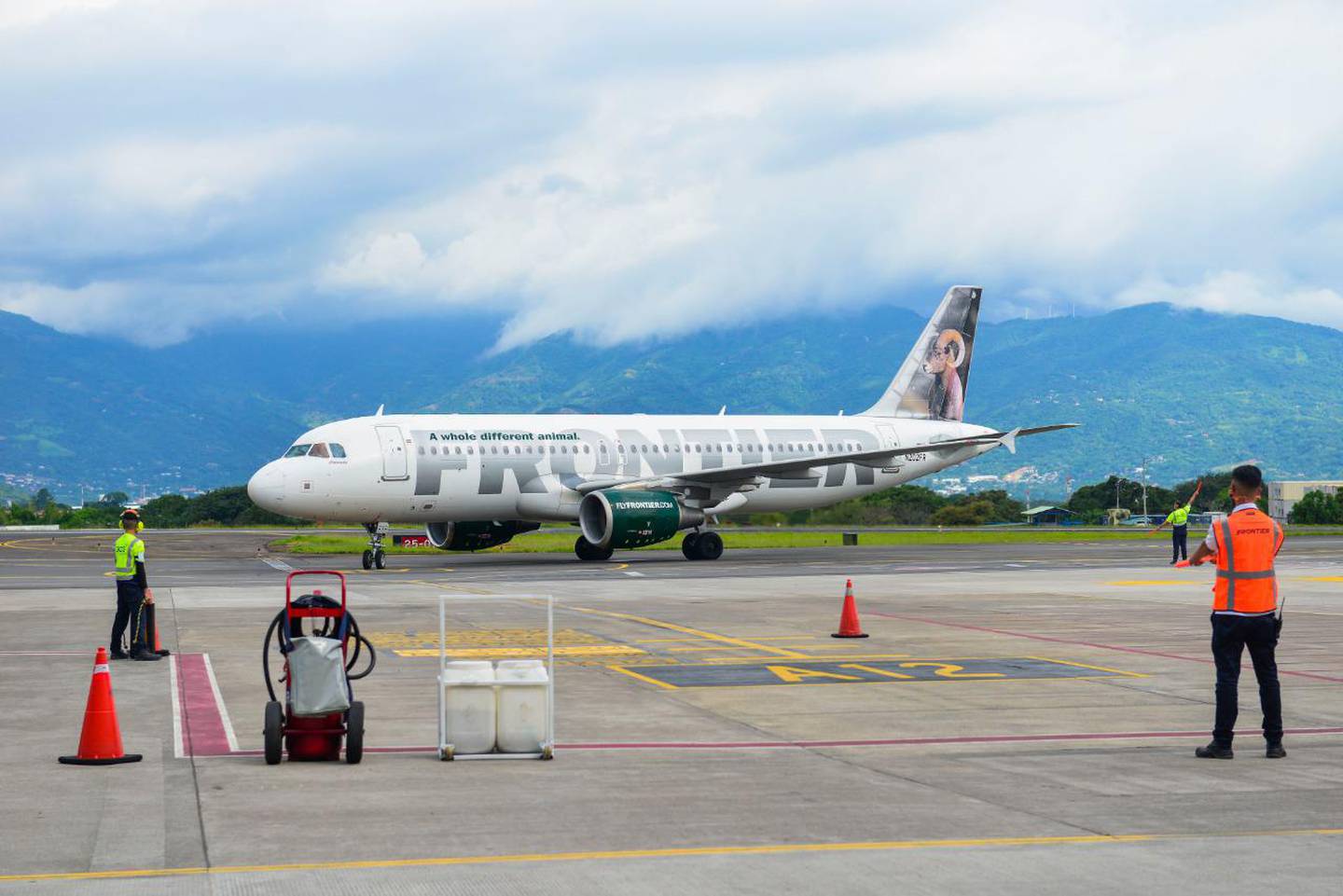 La aerolínea de bajo costo abrió un vuelo directo desde Orlando al Juan Santamaría, el 1.° de julio. En noviembre ampliará su operación en Costa Rica, con la llegada de otro vuelo directo al Daniel Oduber, en Liberia. Foto: Cortesía ICT