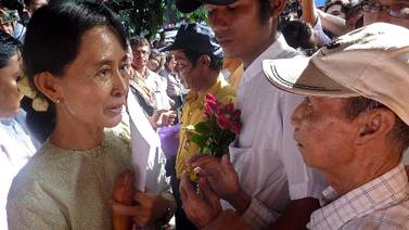 Suu Kyi recibe apoyo para congreso nacional