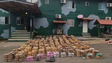 Tico y tres nicaragüenses caen con 2.200 paquetes de droga en aguas panameñas