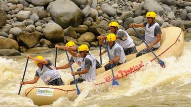 ‘Rafting’ en el Pacuare salva al río y al bosque
