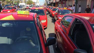 Taxistas concluyen manifestación en San José y anuncian más protestas en dos semanas