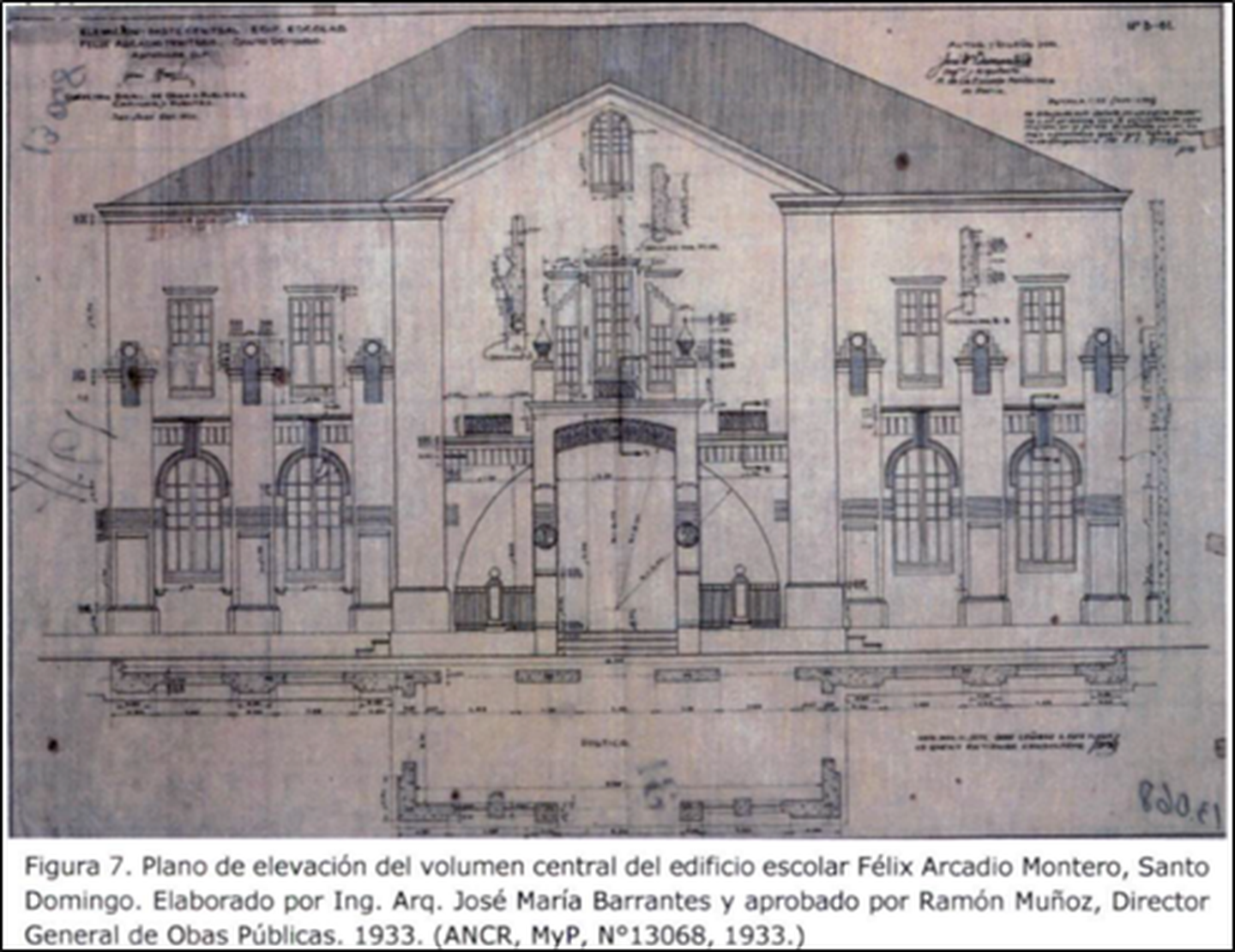 Esta imagen histórica muestra los planos de la escuela.

Fotografía: Centro de Patrimonio