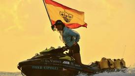 Álvaro de Marichalar, el español que le da la vuelta al mundo en una moto acuática