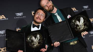Directores de ‘Todo a la vez en todas partes’ ganan prestigioso premio a mejor película